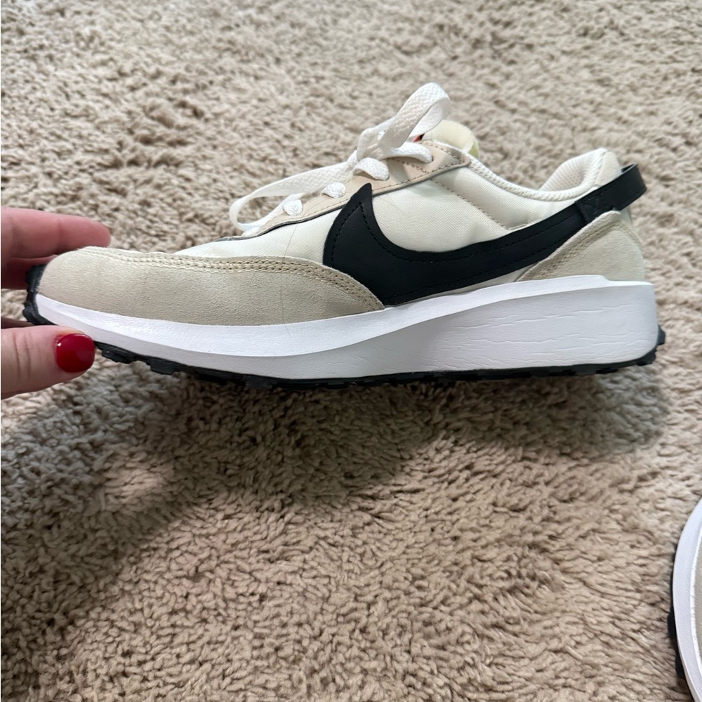 Nike Waffle Debut Tennis Shoes / Sneakers - 9